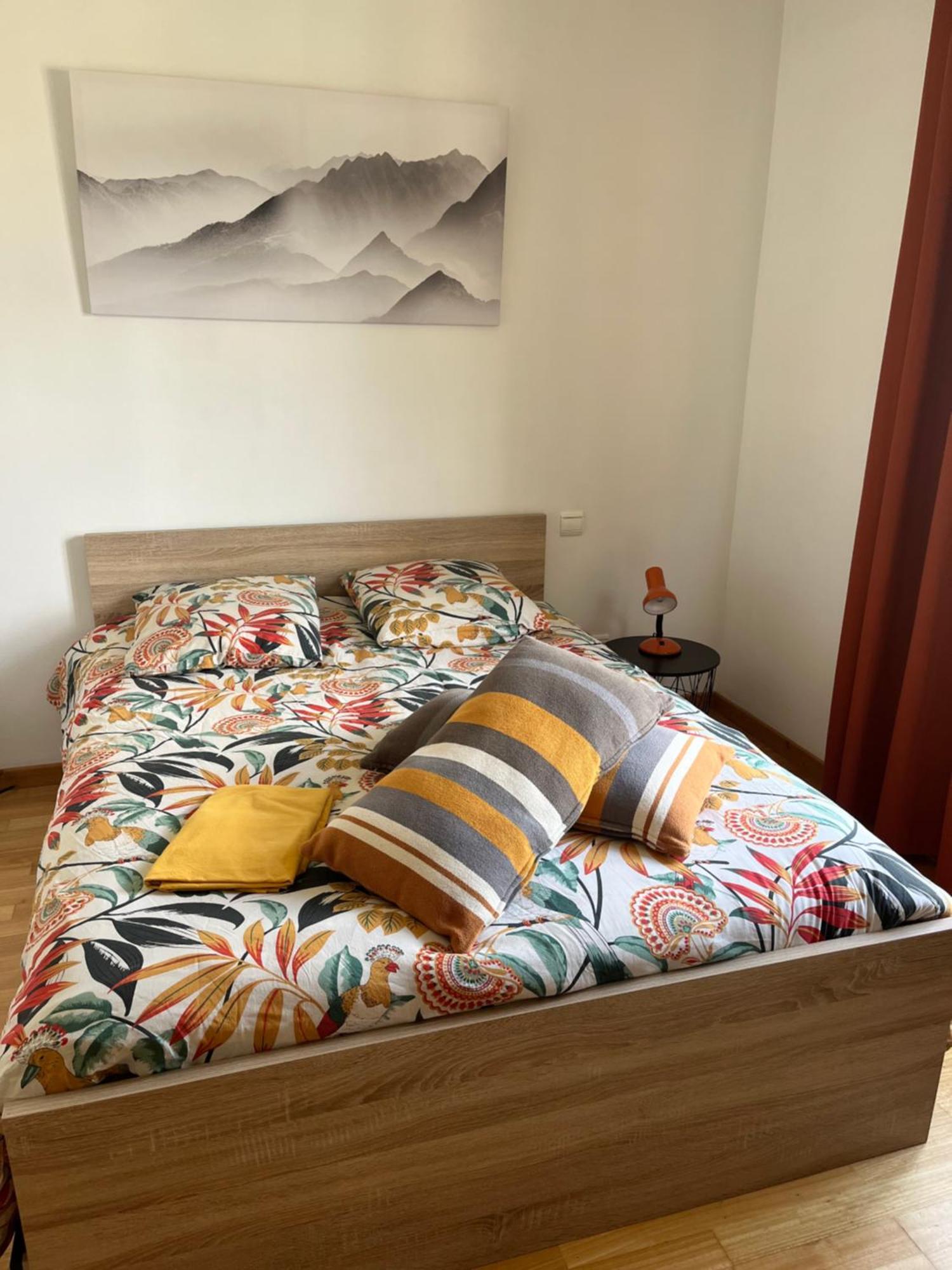 Agreable 2 Pieces Au Coeur De Thones Apartman Kültér fotó